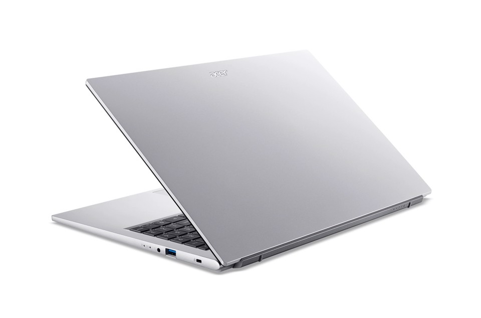 Acer Aspire Go 15 AG15-72P-54SJ Intel Core 5 120U Computer portatile 39,6 cm (15.6") Full HD 16 GB DDR4-SDRAM 512 GB SSD Wi-Fi 6 (802.11ax) Windows 11 Home Argento QWERTY Italiano