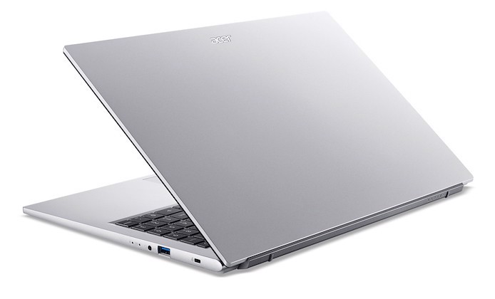 Acer Aspire Go 15 AG15-72P-5628 Intel Core 5 120U Computer portatile 39,6 cm (15.6") Full HD 32 GB DDR4-SDRAM 512 GB SSD Wi-Fi 6 (802.11ax) Windows 11 Home Italiano Argento