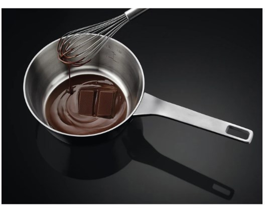 AEG IKB84443IB Nero Da incasso 77 cm Piano cottura a induzione 4 Fornello(i)