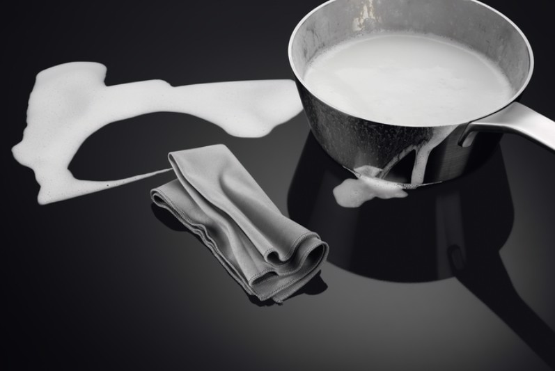 AEG IKE64683FB piano cottura Nero Da incasso 60 cm Piano cottura a induzione 4 Fornello(i)