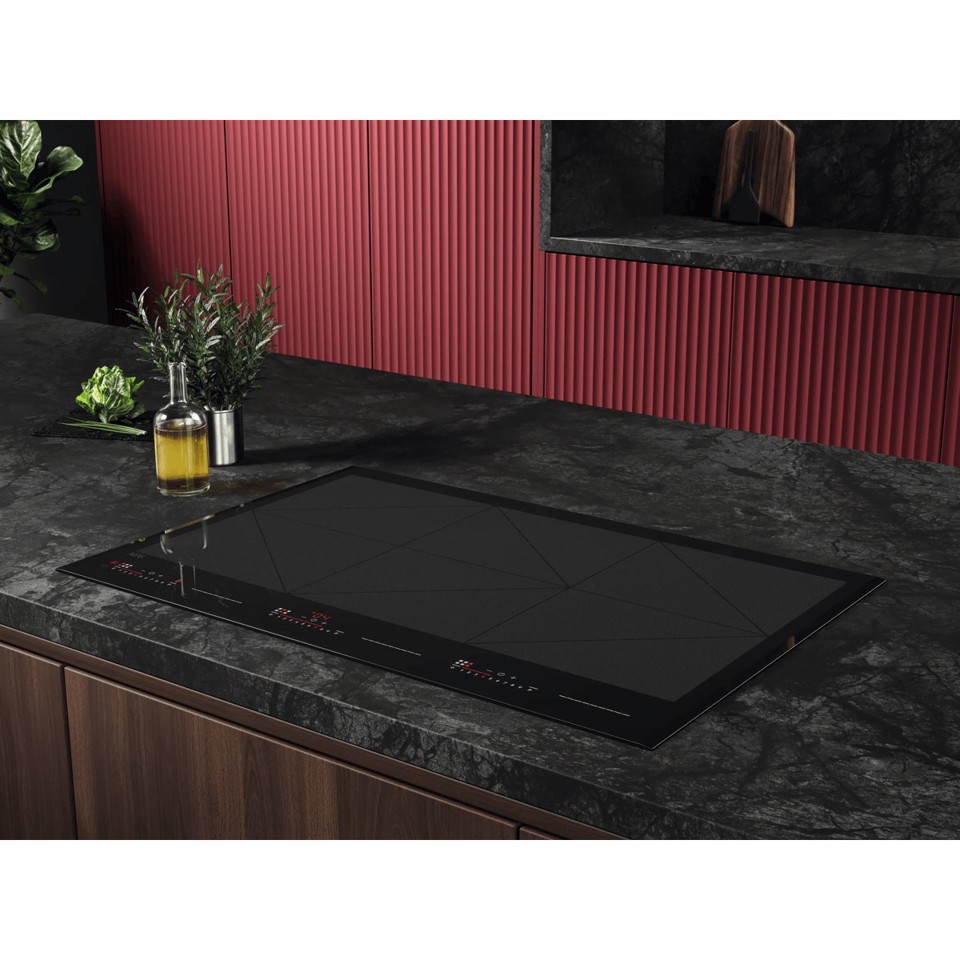 AEG Piano Induzione Total Flex 80 Cm TR84IT00FB MADE IN EUROPE