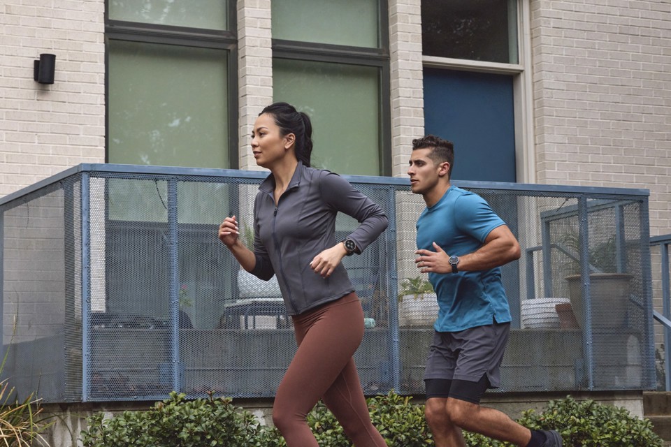 Amazfit Active 3 3,35 cm (1.32") AMOLED Digitale 466 x 466 Pixel Touch screen Oro GPS (satellitare)