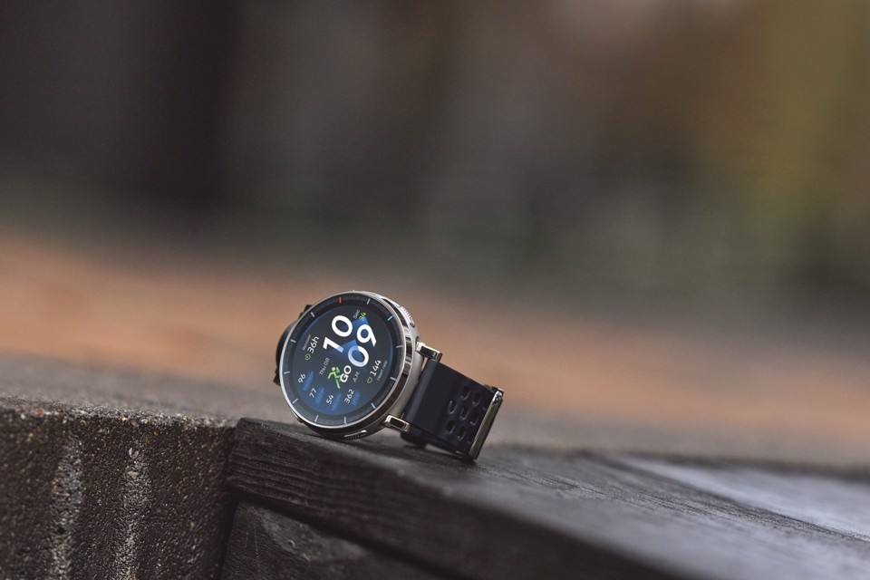 Amazfit Active 3 3,35 cm (1.32") AMOLED Digitale 466 x 466 Pixel Touch screen Oro GPS (satellitare)