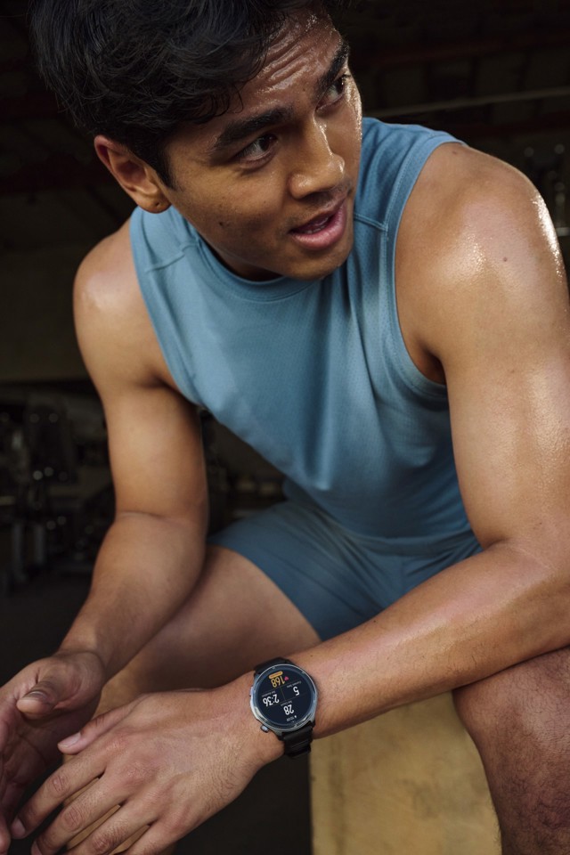 Amazfit Balance 2 XT 3,81 cm (1.5") AMOLED Digitale 480 x 480 Pixel Touch screen Nero Wi-Fi GPS (satellitare)