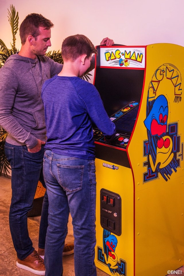 Arcade1Up Pac-Man Deluxe