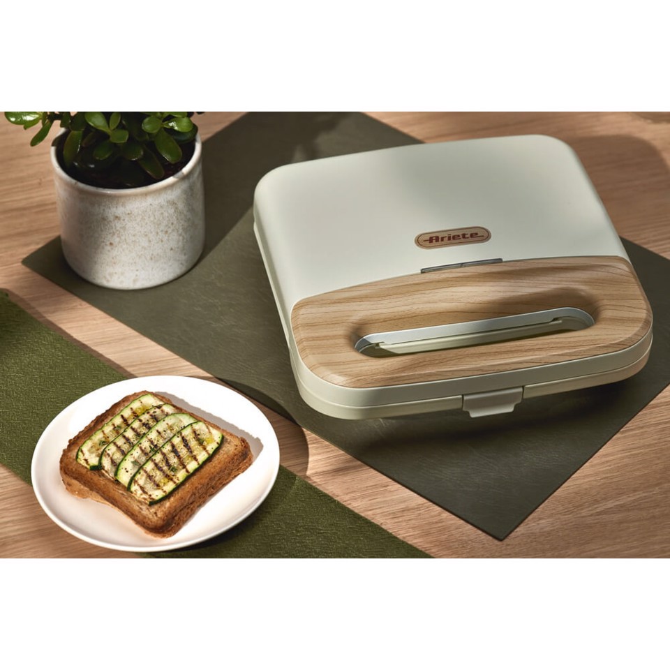Ariete 1971 Tostiera Breakfast Wood, Griglia Elettrica Panini, 750W, Effetto Legno, Piastra Antiaderente Grill 23x13cm, Riponimento Verticale, Beige