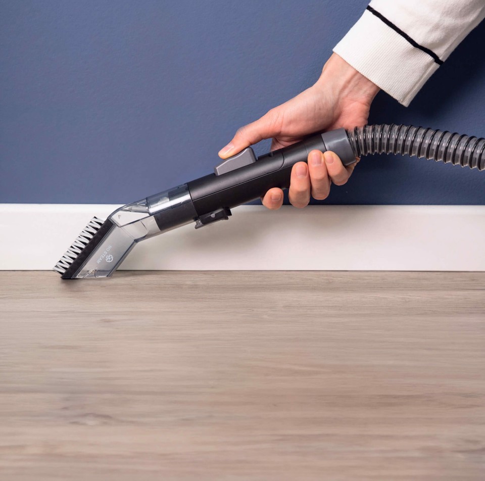 Ariete 2484 Spot Cleaner Steam PRO 5in1, Lavatappeti e pulitore a vapore, Elimina macchie da interni Auto, Divani, Moquette, Materassi, tappeti, 1800W, 3 modalità di pulizia, Elevata potenza aspirante, Pet care, 2 serbatoi