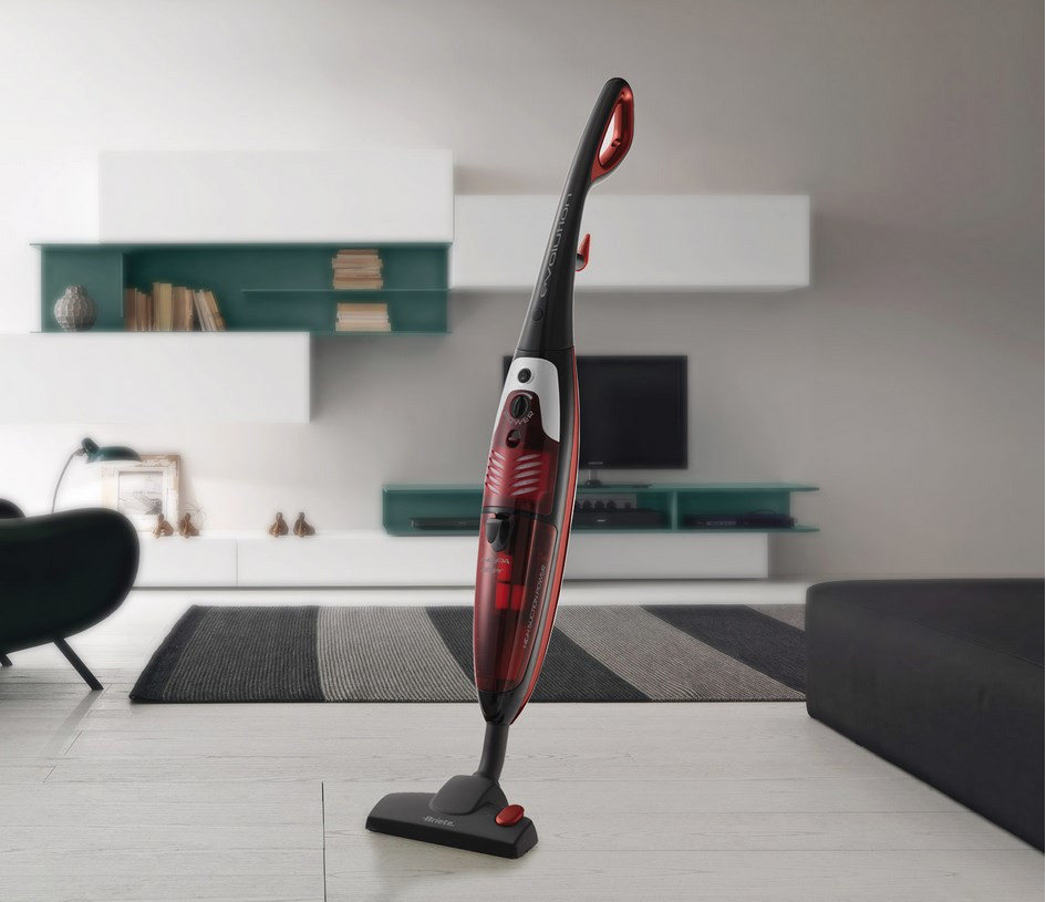 Ariete 2772/4 Senza sacchetto 1 L 600 W Nero, Rosso