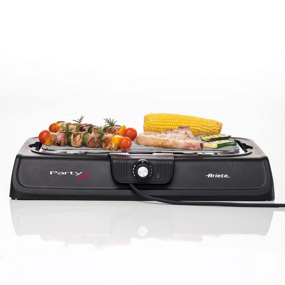Ariete 723 Party Grill - barbecue elettrico. Potenza 2000W. Cottura lenta e rapida. Per carne, verdura e pesce. Dotata di vassoi raccogli grasso.
