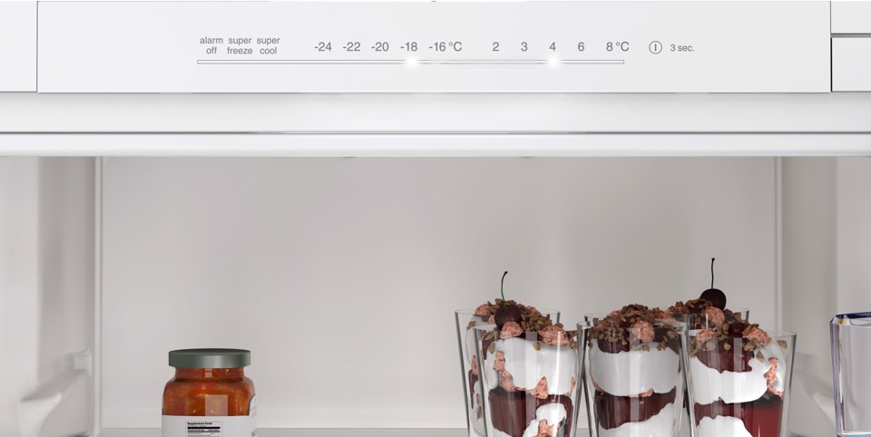 Bosch Serie 2 KIN965SE0 frigorifero con congelatore Da incasso 290 L E Bianco