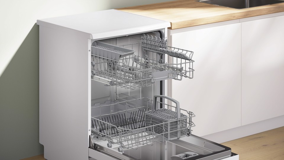 Bosch Serie 2 SMS2HTW02E Lavastoviglie da libera installazione 13 coperti Bianco Classe D