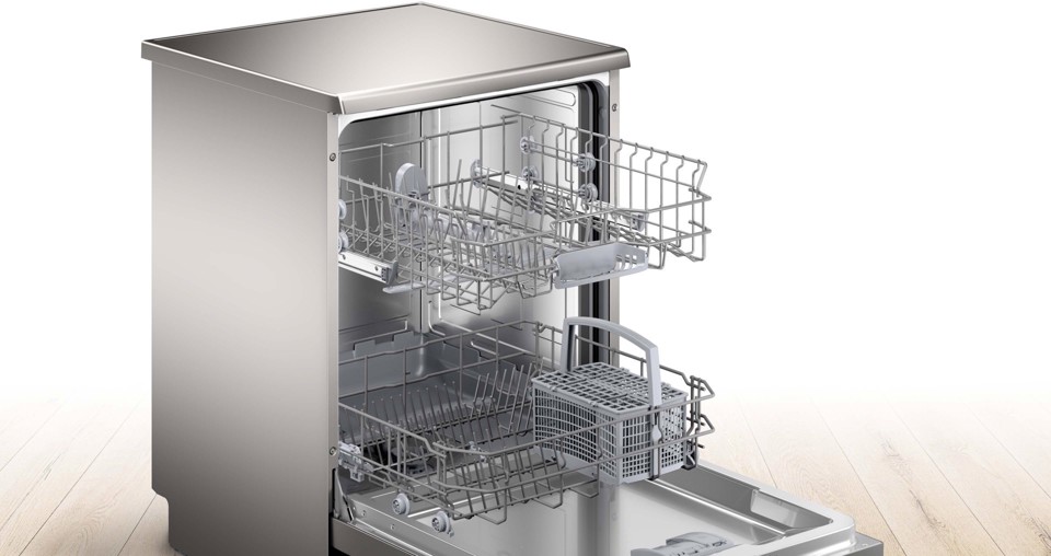 Bosch Serie 2 SMS2ITI33E Lavastoviglie da libera installazione 60 cm Acciaio spazzolato anti-impronta Classe E