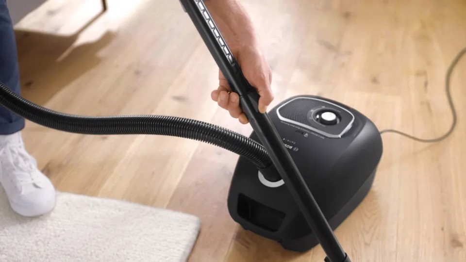 Bosch Serie 4 , Aspirapolvere con sacco, Nero BGB41BA1