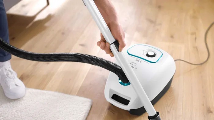 Bosch Serie 4 Aspirapolvere con sacco ProHygienic Bianco BGB41HYG1H