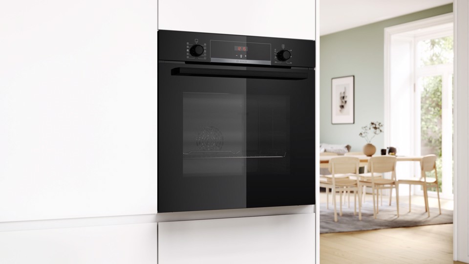 Bosch Serie 4 HQA534BB3 Forno con vapore Nero Classe A+
