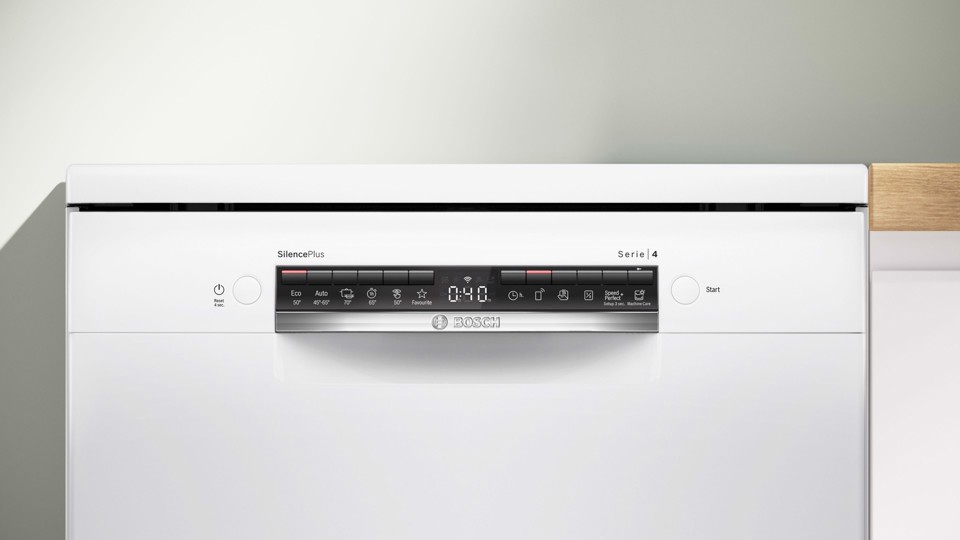 Bosch Serie 4 SMS4EVW08E Lavastoviglie da libera installazione 60 cm Bianco Classe B