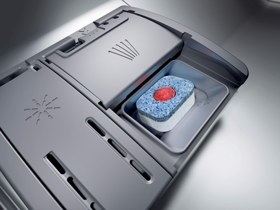 Bosch Serie 6 SMS6ECC51E lavastoviglie Libera installazione 13 coperti