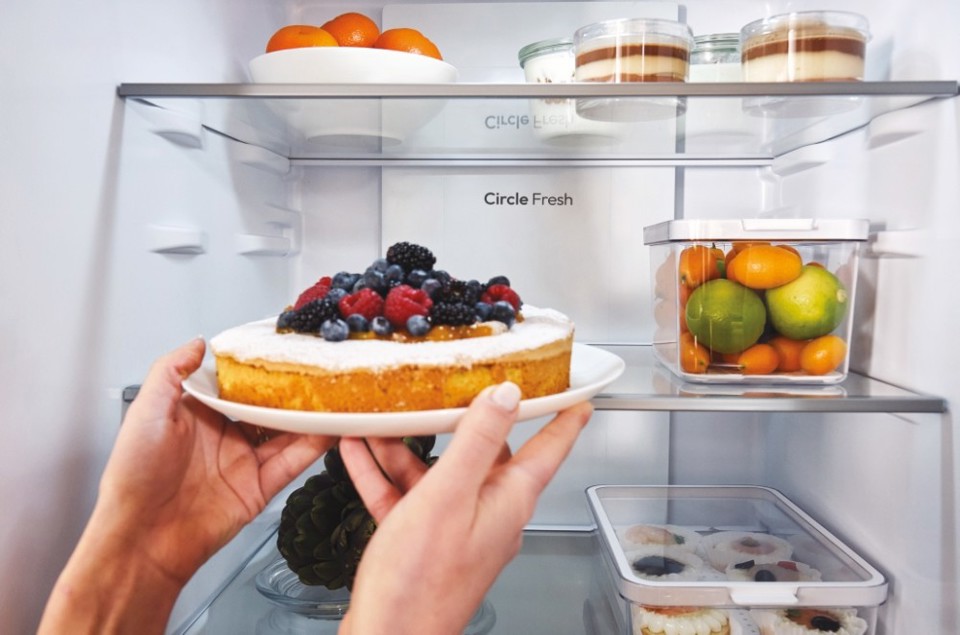 Candy CNCQ2T618EB Libera installazione 355 L E Nero