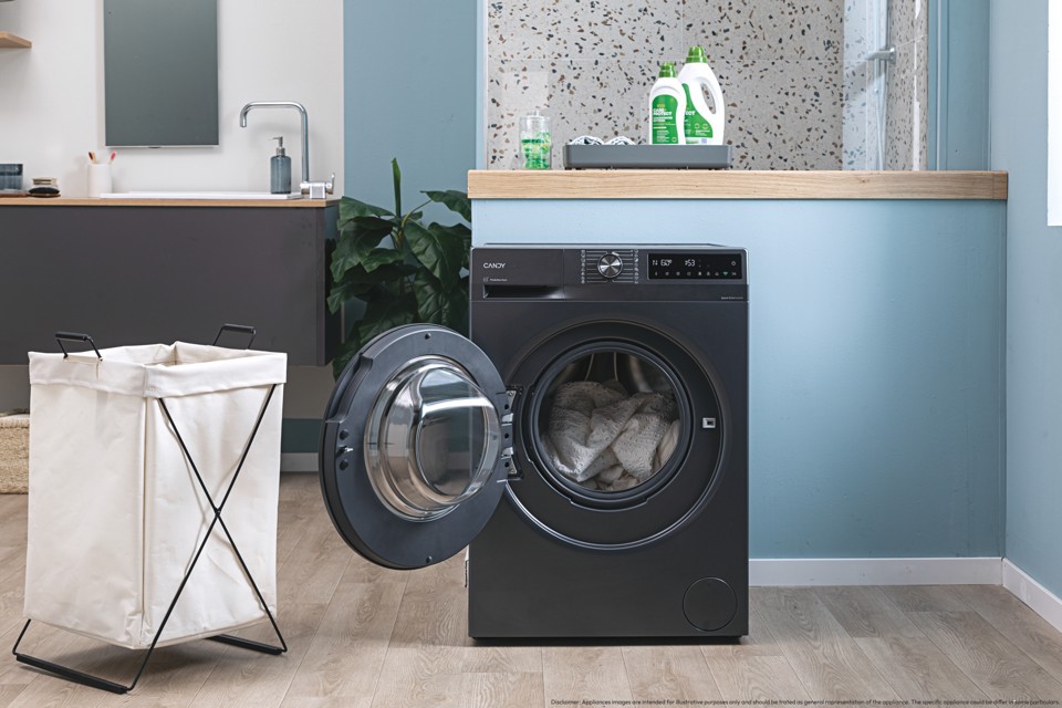 Candy ProWash 500, Lavatrice Slim 8 KG, 10% più efficente della classe A, 1400 giri, Antracite, Inverter, Vapore, Wi-Fi, Smart Wash, BR 48B6G-S