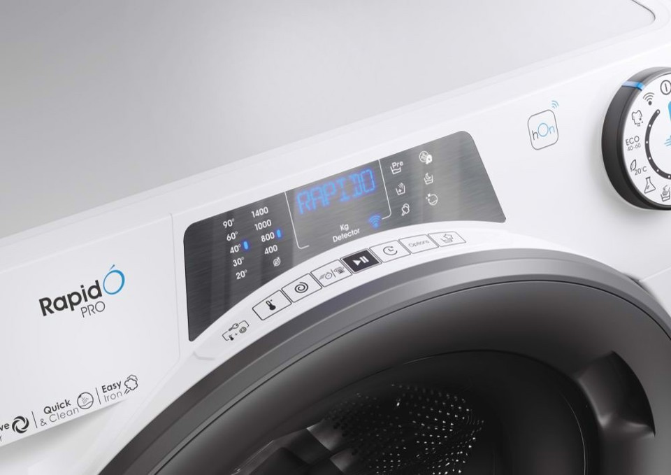 Candy RapidÓ PRO RP4 476BWMR/1-S lavatrice Caricamento frontale 7 kg 1400 Giri/min A Bianco