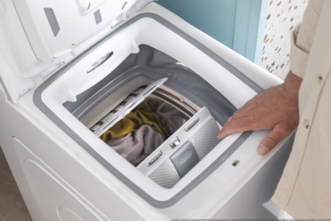 Candy TCA284TM5-S lavatrice Caricamento dall'alto 8 kg 1200 Giri/min Bianco