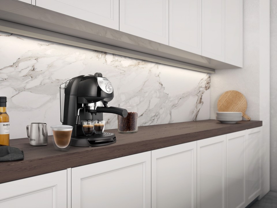 De’Longhi EC201CD.B - Macchina da Caffè Manuale Espresso e Cappuccino, Polvere e Cialde E.S.E., 1L, 1100W, Nero