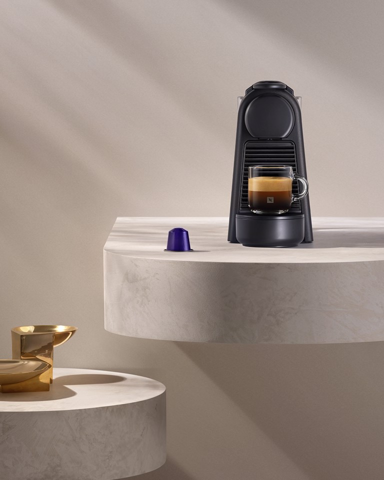 De’Longhi Essenza Mini Automatica/Manuale Macchina per caffè a capsule 0,6 L
