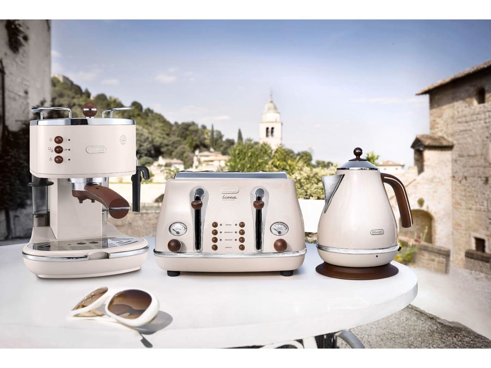 De’Longhi Icona Vintage - Macchina da Caffè Manuale Espresso e Cappuccino, Polvere e Cialde ESE,1.4L, Beige (ECOV311.BG)