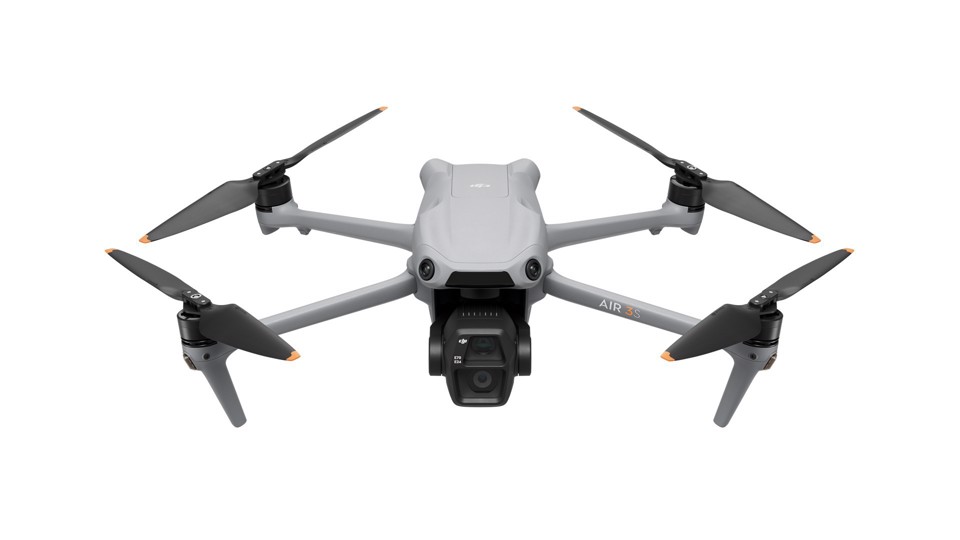 DJI Air 3s Fly More Combo 4 rotori Quadrirotore 50 MP 3840 x 2160 Pixel 4276 mAh Grigio
