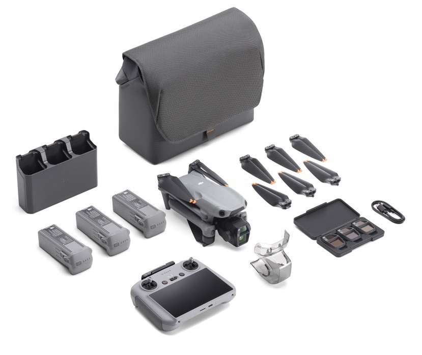 DJI Air 3s Fly More Combo 4 rotori Quadrirotore 50 MP 3840 x 2160 Pixel 4276 mAh Grigio