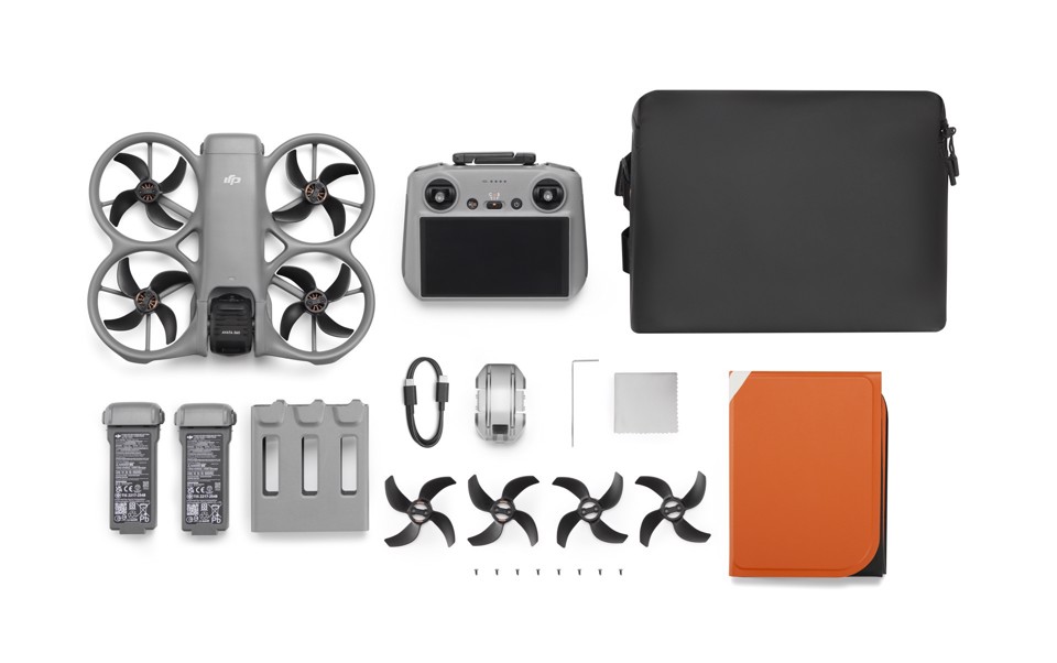 DJI Avata 360 Fly More Combo (RC 2) 4 rotori Octocopter 64 MP 6000 x 3000 Pixel 2700 mAh Grigio