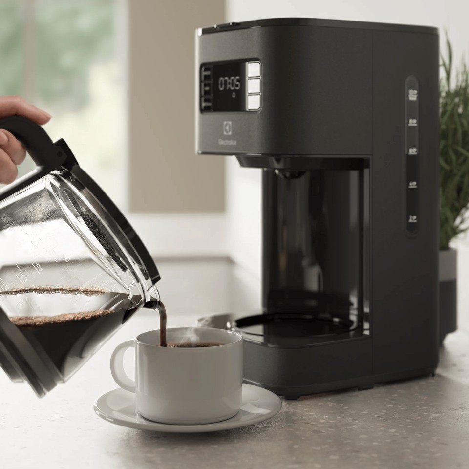 Electrolux E5CM1-6AN Automatica/Manuale Macchina da caffè con filtro 1,375 L