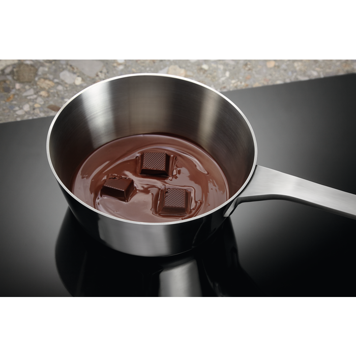 Electrolux EIS62449C Nero Da incasso 60 cm A induzione 4 Fornello(i)