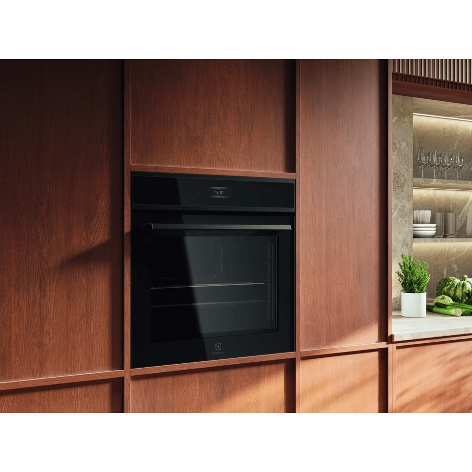 Electrolux Forno Incasso Pirolitico - Pizza Expert Classe A++ 60 Cm EOX8P08WH