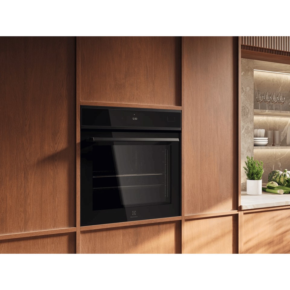 Electrolux Forno Incasso Steam Boost (100% Vapore, 75% Vapore, 25% Vapore) + Wifi Classe A++ 60 Cm EOB9S3XH MADE IN EUROPE