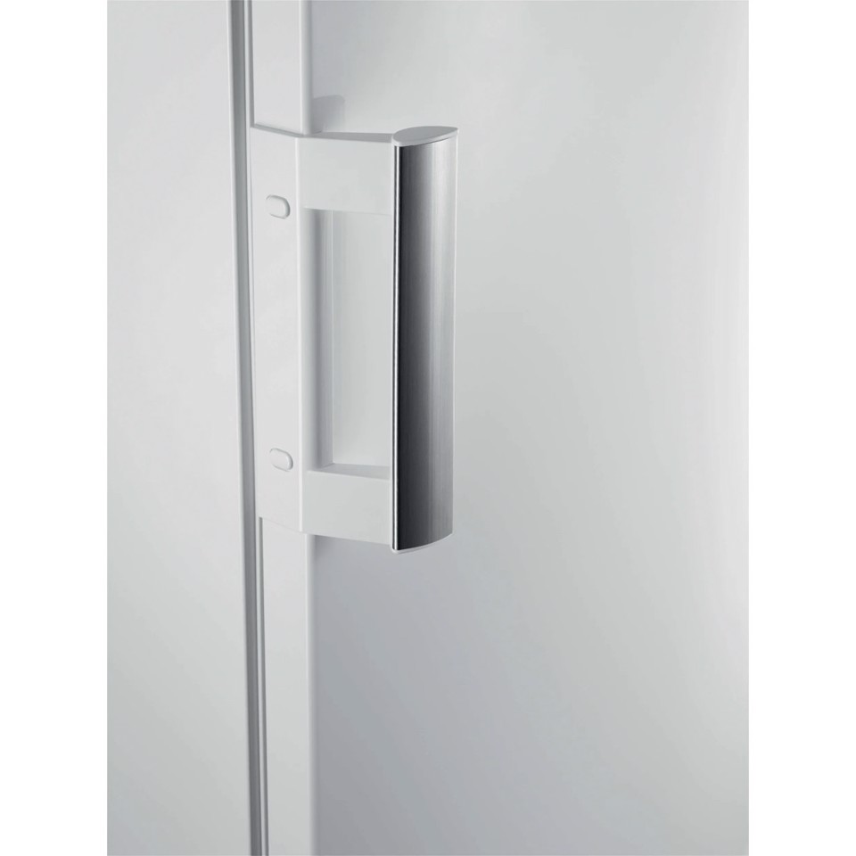Electrolux Frigorifero Armadio Frigorifero Ventilato Classe E LRS3DE39W