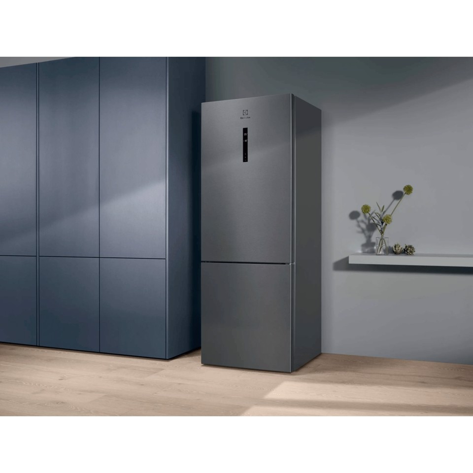 Electrolux Frigorifero Combinato Multiflow Classe E LNT6ME46X3