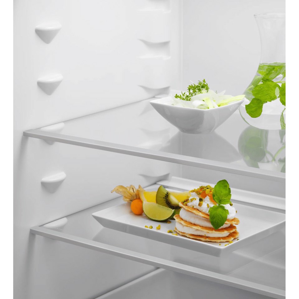 Electrolux Frigorifero Combinato Twintech Total No Frost Classe E ENA7TE75S