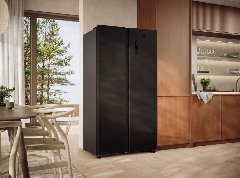 Electrolux Frigorifero Side By Side Multiflow Classe E EAT6ME53K0