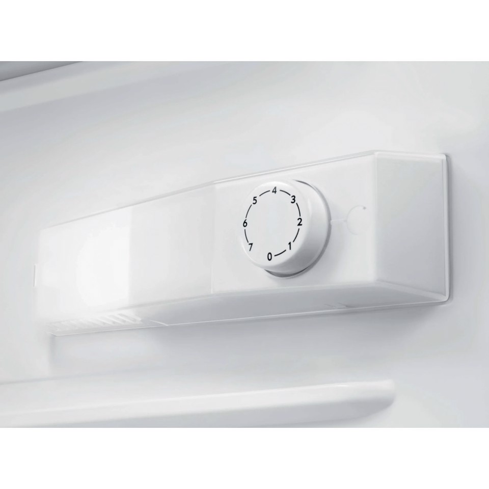 Electrolux Frigorifero Sottotavolo Frigorifero Statico Classe E LXB1AE13W0