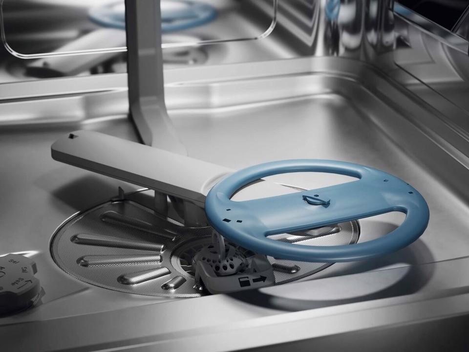 Electrolux LAVASTOVIGLIE INCASSO 60 CM - INT. TOTALE 14 COPERTI CLASSE B 44 dBA E62LB202S MADE IN EUROPE