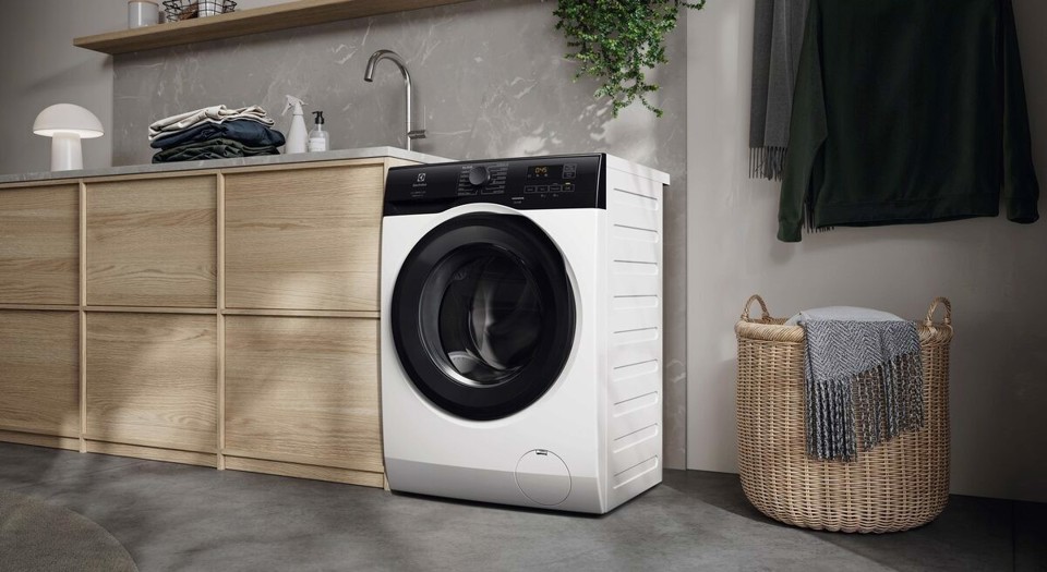 Electrolux LAVATRICE CARICA FRONTALE 9 KG CLASSE A 1400 GIRI EW6FZ19 MADE IN EUROPE