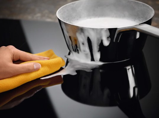 Electrolux LIT30230C Nero Da incasso 29 cm Piano cottura a induzione 2 Fornello(i)