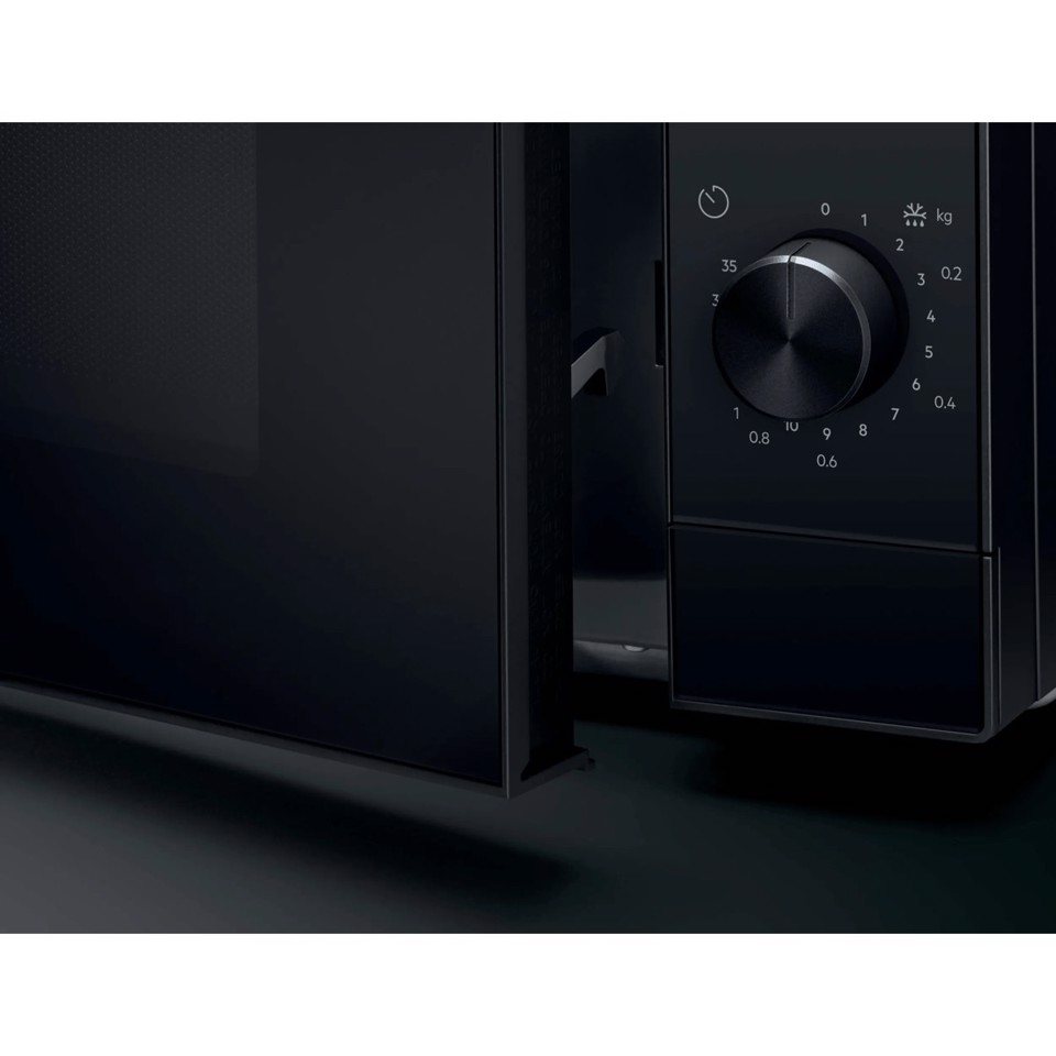 Electrolux Microonde Microonde Grill 21Lt Classe Nero EMZ421MMK