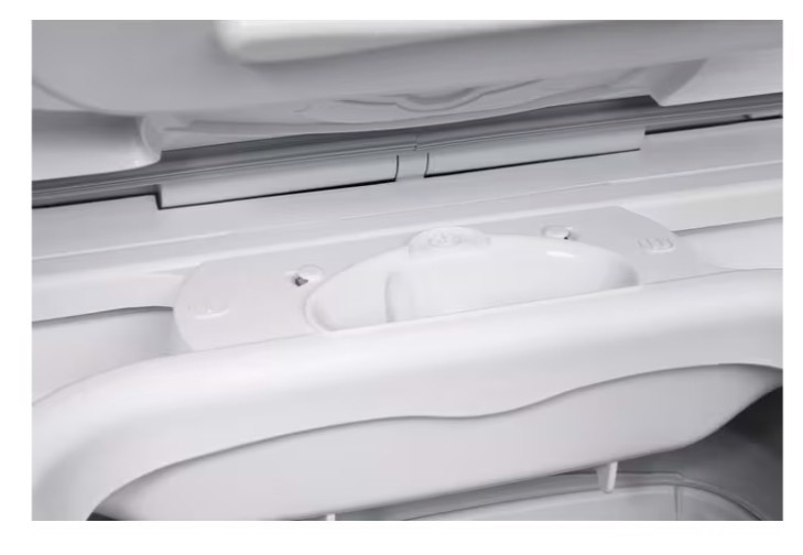 Electrolux SensiCare 600 EW6T526B lavatrice Caricamento dall'alto 6 kg 1151 Giri/min Bianco