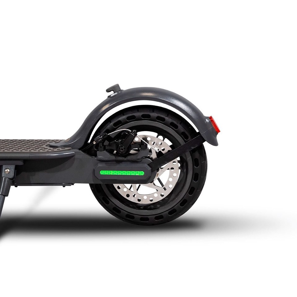 EMG Tech 2 - potenza motore 350W, ammortizzatore, doppio freno, batteria al lithio 36V 6Ah e frecce direzionali
