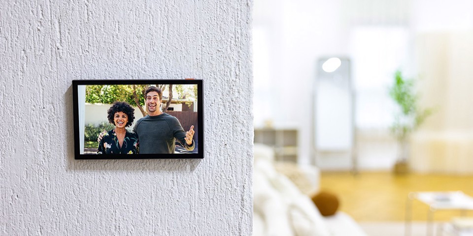 EZVIZ HP7 sistema per video-citofono 17,8 cm (7") Nero, Argento