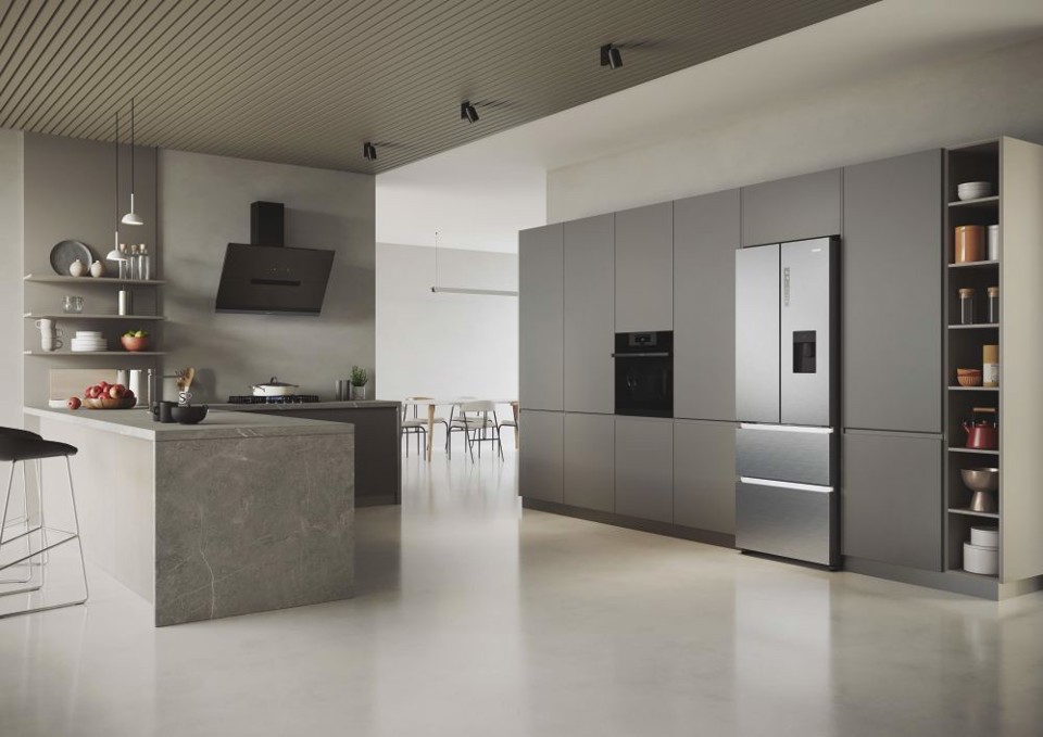 Haier FD 70 Serie 5 HFR5719EWMG frigorifero side-by-side Libera installazione 444 L E Argento