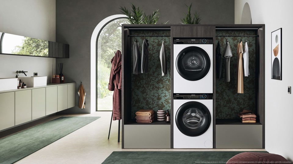 Haier HD90-A3939 asciugatrice Libera installazione Caricamento frontale 9 kg Bianco
