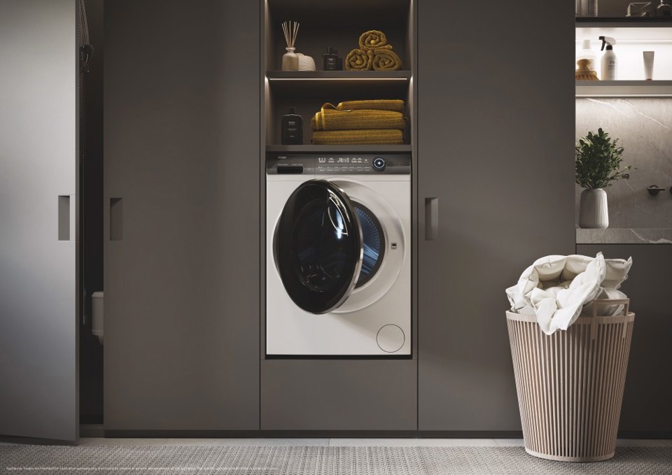 Haier HW120-B14979NEU1 lavatrice Caricamento frontale 12 kg 1400 Giri/min Bianco